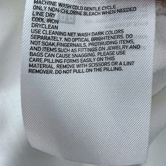 Uniqlo Womens XL White Jersey Satin Cap Sleeve Blouse White Casual Flowy - Picture 8 of 8